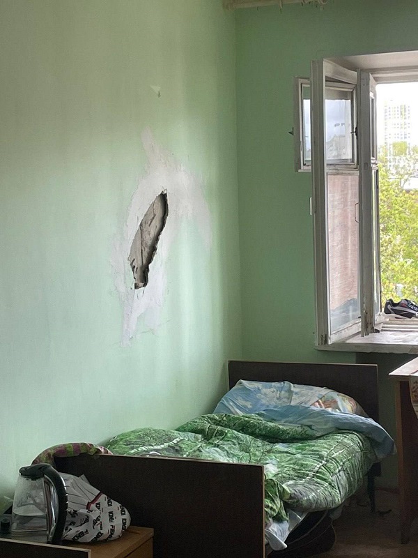 В студенческих общежитиях Челябинской области нашли антисанитарию и дыры в стенах