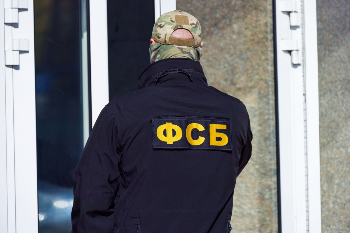 Силовики задержали начальников транспортного МУПа в Челябинске за взятки*1