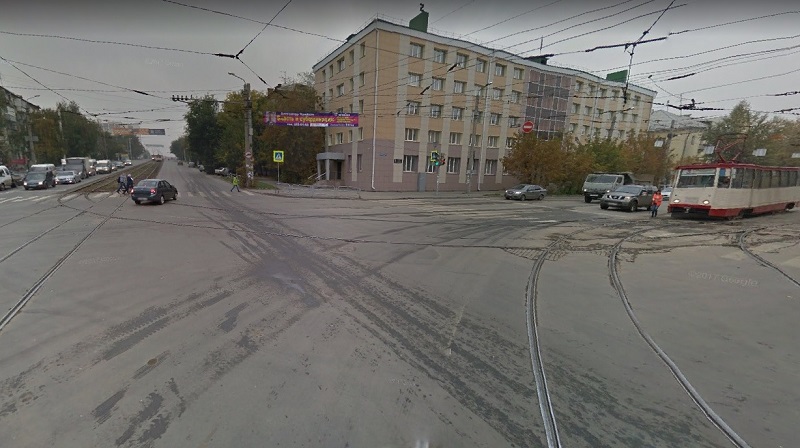 В Челябинске отремонтируют проблемный перекресток, где трамваи сходят с рельсов