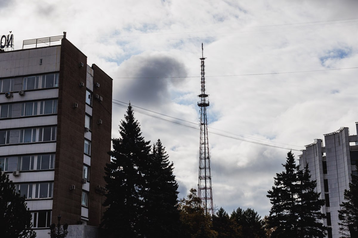 65 лет полёту Гагарина: челябинская телебашня включит космическую подсветку*