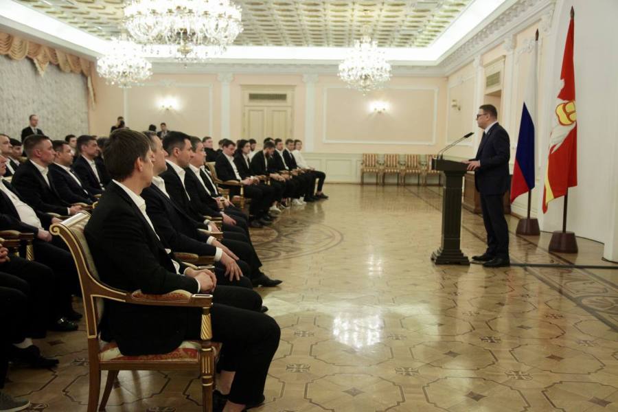Алексей Текслер поблагодарил ХК «Трактор» за душевный подъем