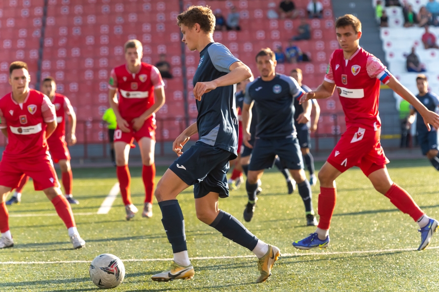 ФК «Челябинск» довел победную серию до трех матчей*1