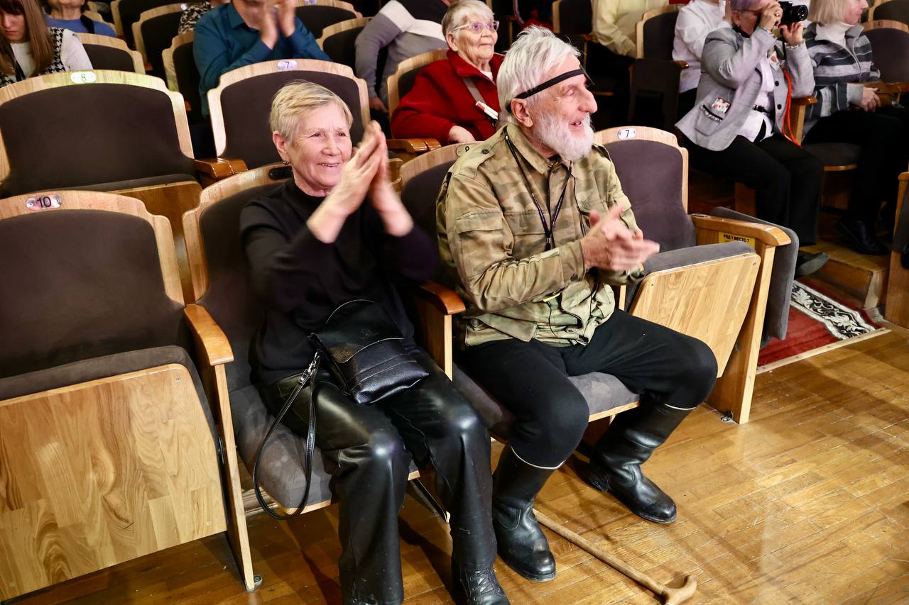 В Челябинске отметили двойной юбилей спектаклем народного театра «Талисман»