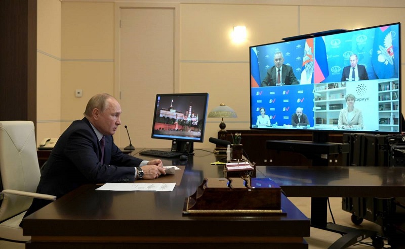 Путин назвал три главных направления работы над проектом бюджета