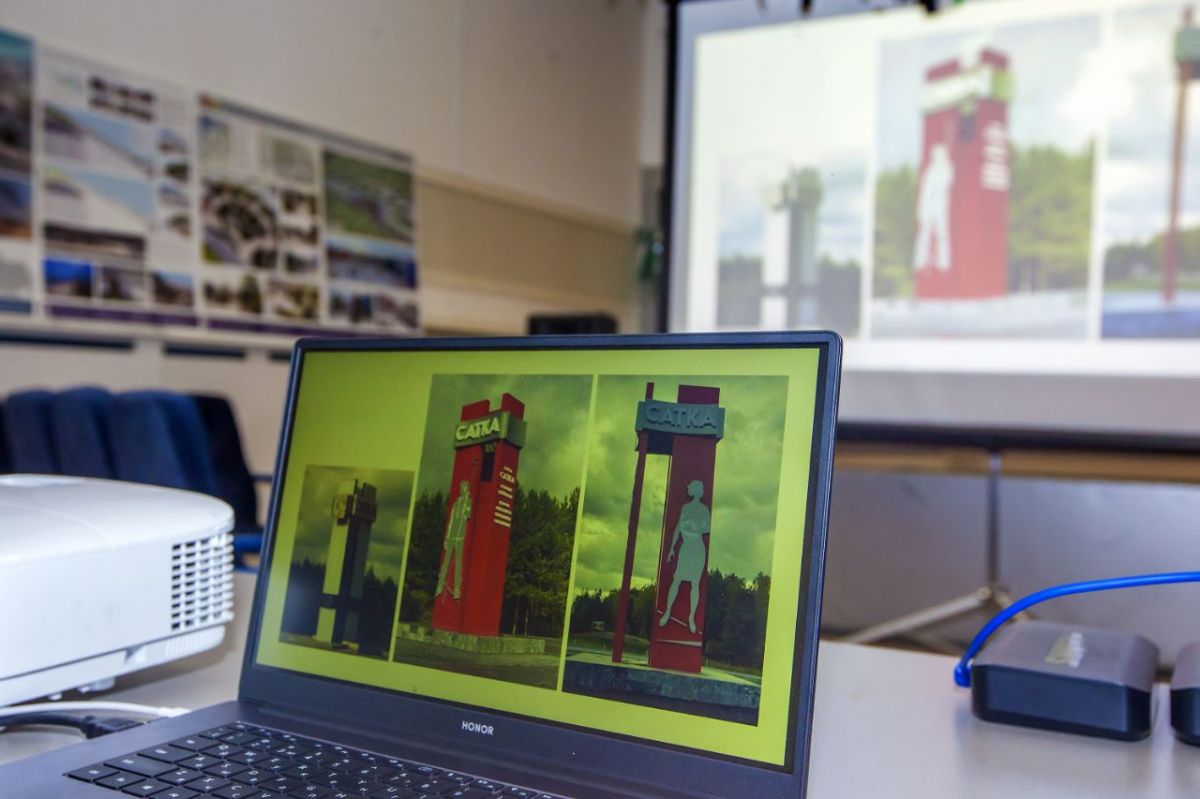 На въездах в Челябинскую область установят 11 новых региональных стел*1