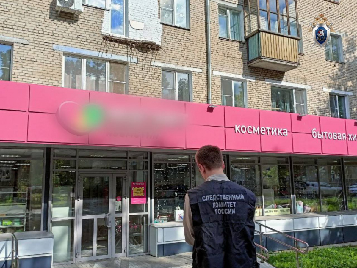 Балкон многоэтажки обрушился вместе с мужчиной в Кыштыме*