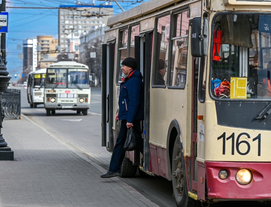 Движение троллейбусов на АМЗ закроют в Челябинске на выходных*1