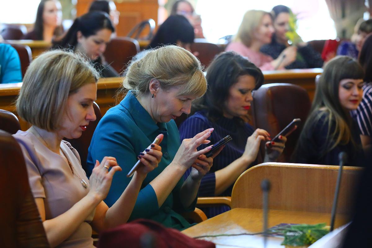 Депутат из Челябинской области назвал причину популярности мессенджеров