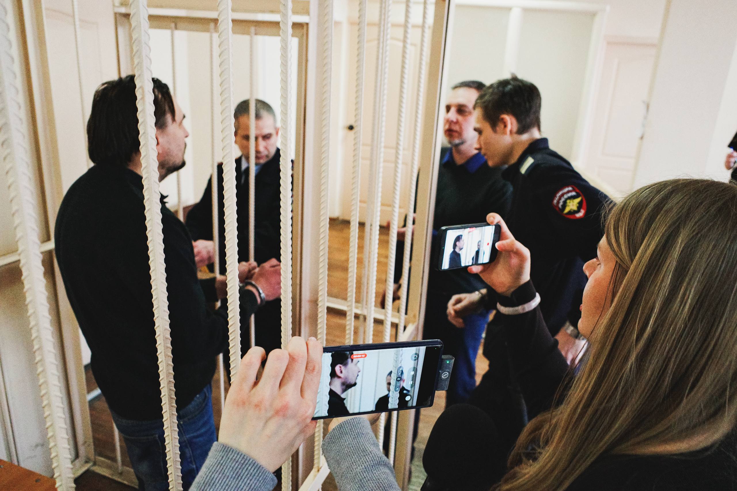 «Шакалы вы все»: челябинского журналиста подозревают в вымогательстве у бизнесмена