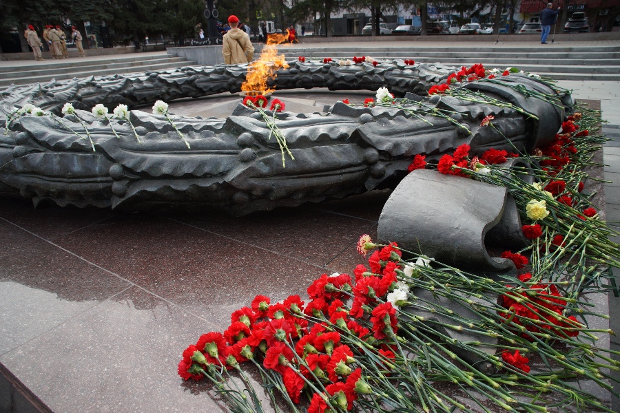 Мемориал «Вечный огонь» в центре Челябинска временно отключат*1