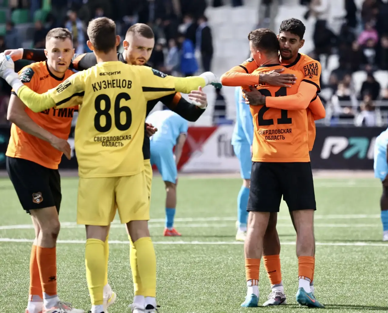 ФК Челябинск не выигрывает 9 матчей подряд: сегодня горожане проиграли «Уралу»