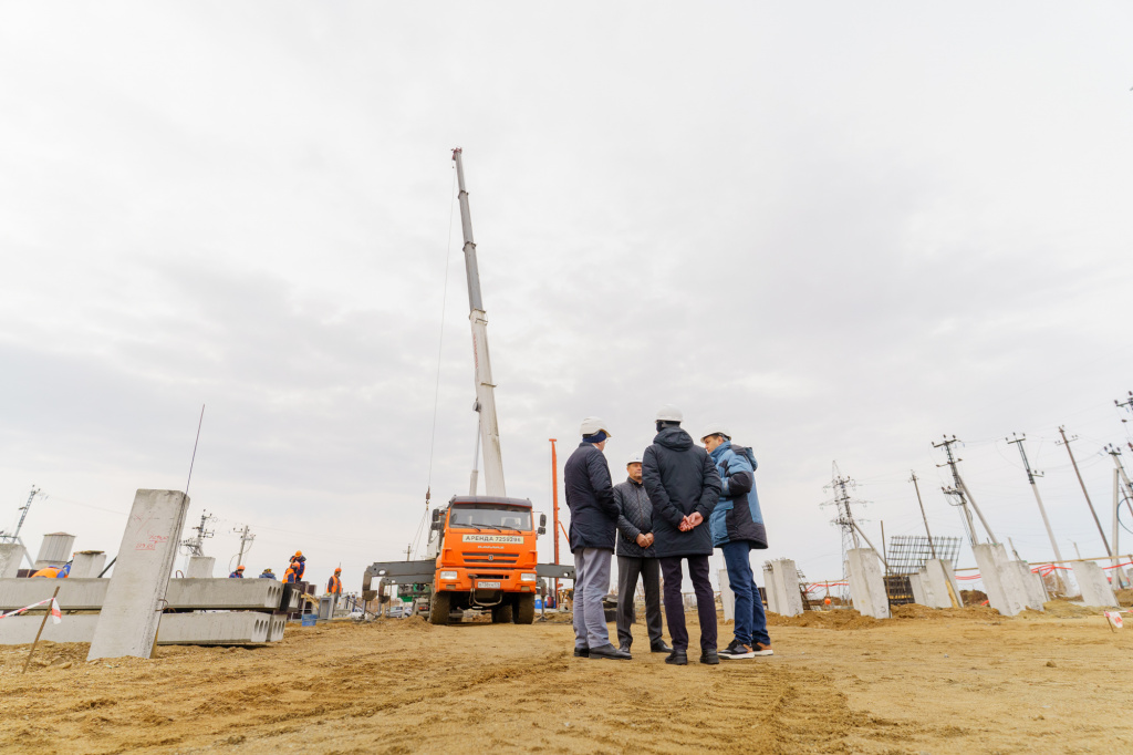 EIE08542.jpg EIE08542.jpg