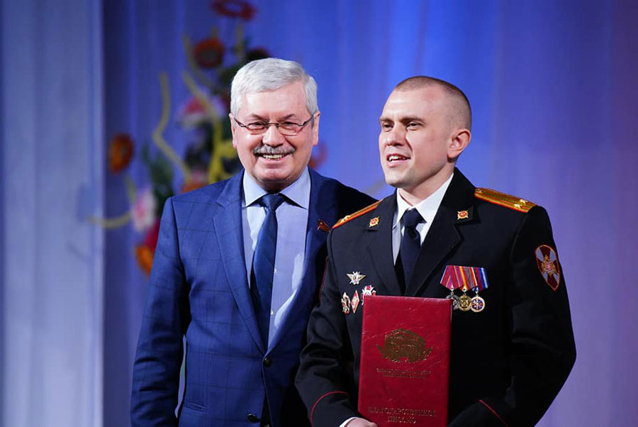 Алексей Текслер поздравил Росгвардию