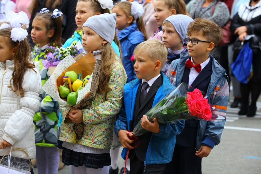 Челябинские школьники отметили День знаний