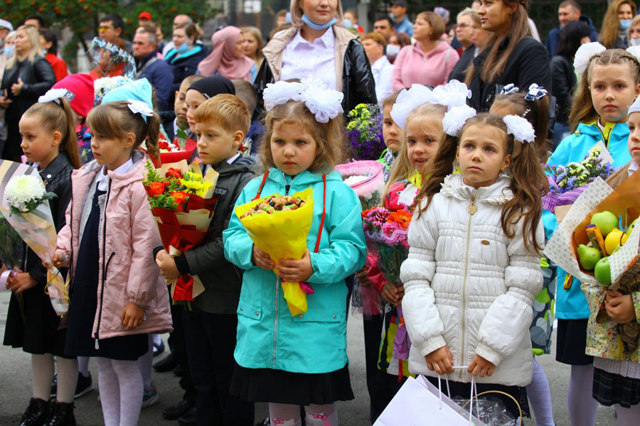 Челябинские школьники отметили День знаний