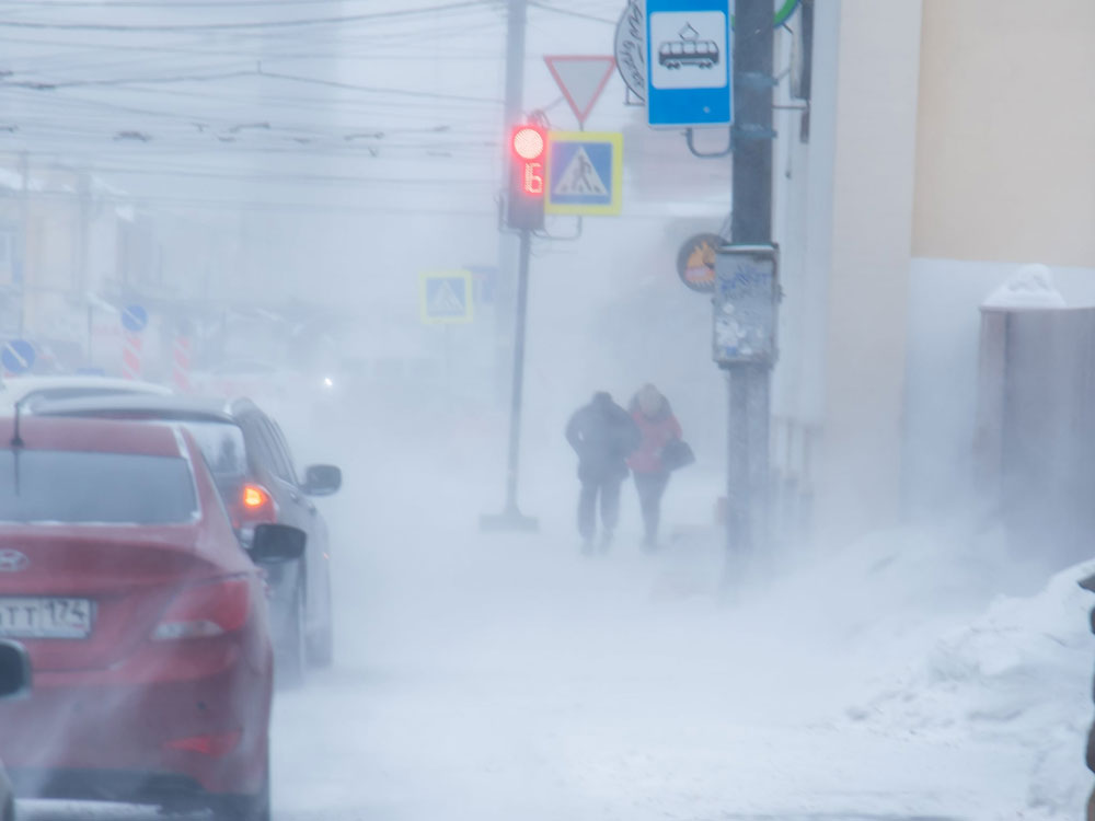 Челябинск пережил мощный буран