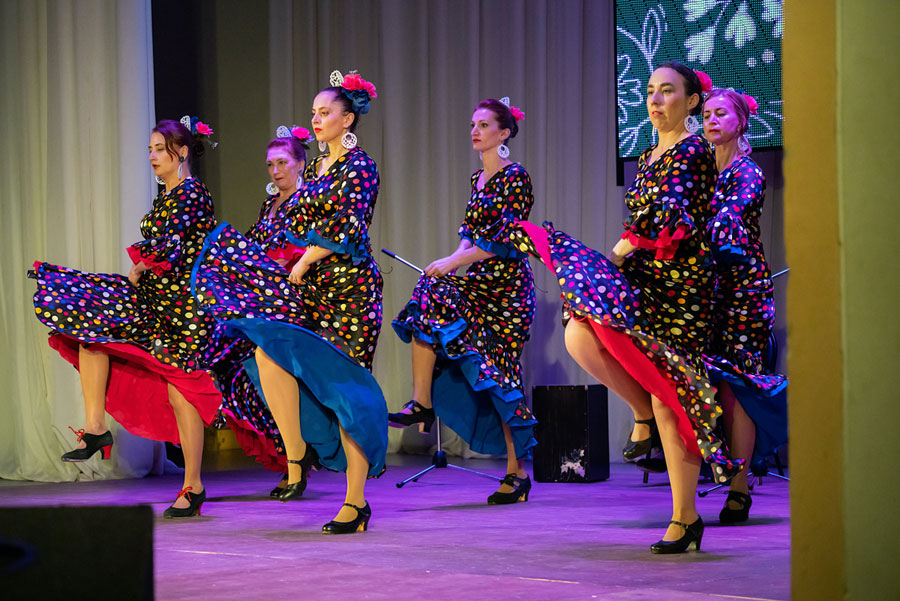 Челябинск зажгли испанскими танцами