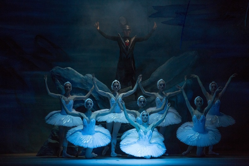 Театр оперы и балета Челябинск Лебединое озеро