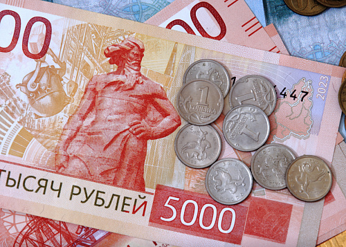 Портные в Челябинске зарабатывают до 150 тысяч рублей в месяц