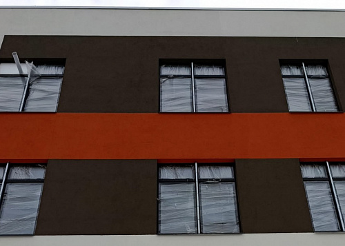 В Челябинске начали внутреннюю отделку новой школы на 1100 мест в Парковом