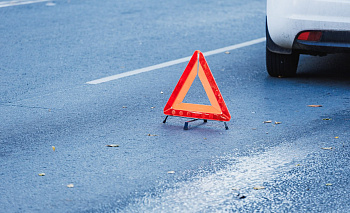 Два человека пострадали в массовом ДТП с Jeep Grand Cherokee в Челябинске