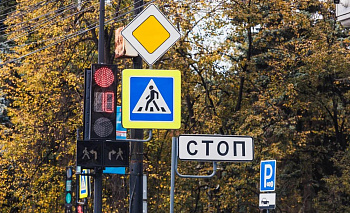 Челябинцев предупредили об отключении светофора на Доватора и Воровского