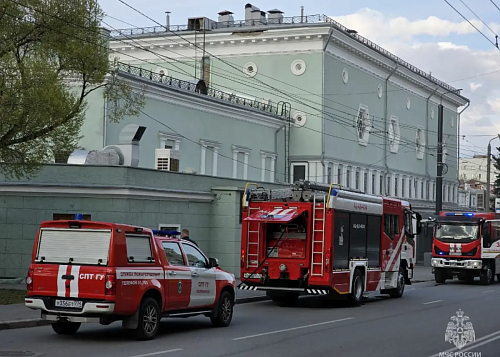 В челябинском театре «Манекен» загорелись вещи в подвале