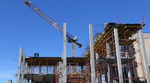 28-летнюю челябинку отправили на скамью подсудимых за аферу с недвижимостью