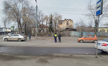 Двое детей пострадали при столкновении иномарок в Челябинске