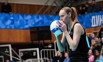 Женский волейбольный клуб «Динамо-Метар» одержал трудовую победу