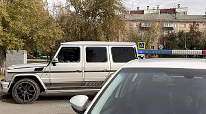 Челябинский любитель тонировки устроил акцию протеста ДПС и уехал в наручниках 