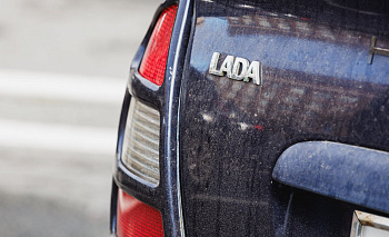 В Челябинске полиция наказала 19-летнего любителя опасных дрифтов на машине