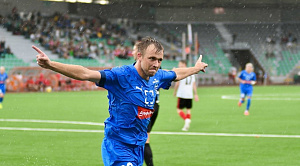 ФК «Челябинск» открыл сезон результативным матчем под дождем