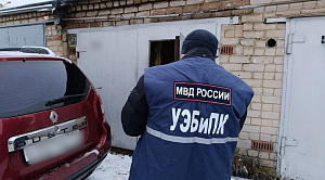 В Челябинске накрыли склад с поддельным алкоголем и табаком на 2,5 млн