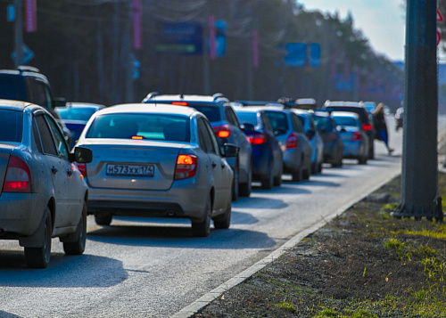 Проезд по Университетской набережной в Челябинске ограничат до 17 сентября