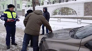 Пьяный водитель сбил двух подростков около школы в Магнитогорске