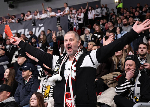 «Трактор» обыграл «Автомобилист» в уральском дерби со счётом 3:1