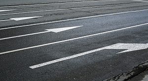 В Челябинске открыли движение на Тимирязева после провала асфальта