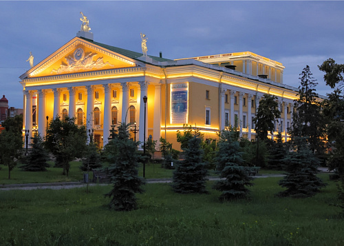 Челябинский театр имени Глинки объявил планы на 70-й сезон