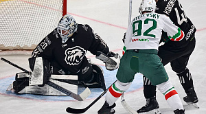 Вратарь «Трактора» Мыльников выбыл до конца сезона КХЛ