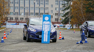 Курсант автошколы в Магнитогорске во время учебного выезда переехал женщину