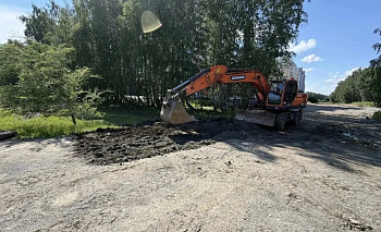 На площадке строительства улицы Клайна в Челябинске организуют мойку колес