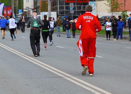 Златоустовцы начали год с праздничного забега на 10 километров 