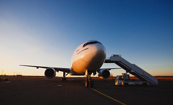 Рейс из Челябинска в Петербург задержали на 17 часов