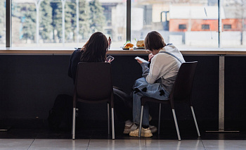 Челябинцам показали, как подростков заманивают в диверсанты