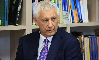 Сергея Бердникова единогласно переизбрали главой Магнитогорска