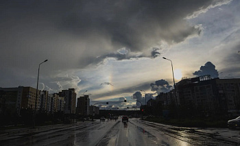 Челябинцы сфотографировали летнее гало в небе над городом