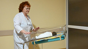 «Трактор» поздравил болельщицу с рождением долгожданного ребенка