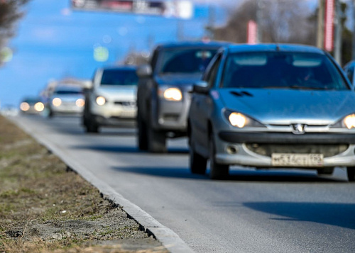 Возле ТРК в центре Челябинска ограничили проезд