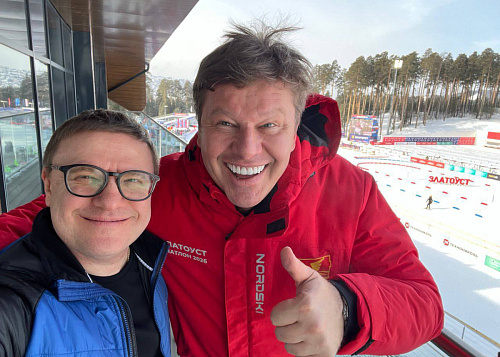 Дмитрий Губерниев показал дорогие виниры на фото с губернатором Челябинской области